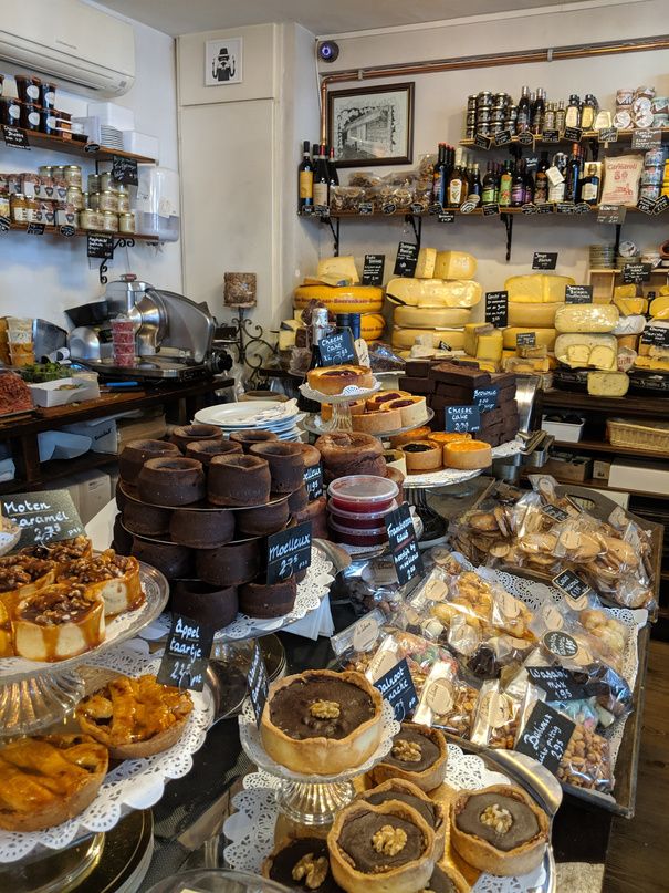 Cheese shop Le Salonard